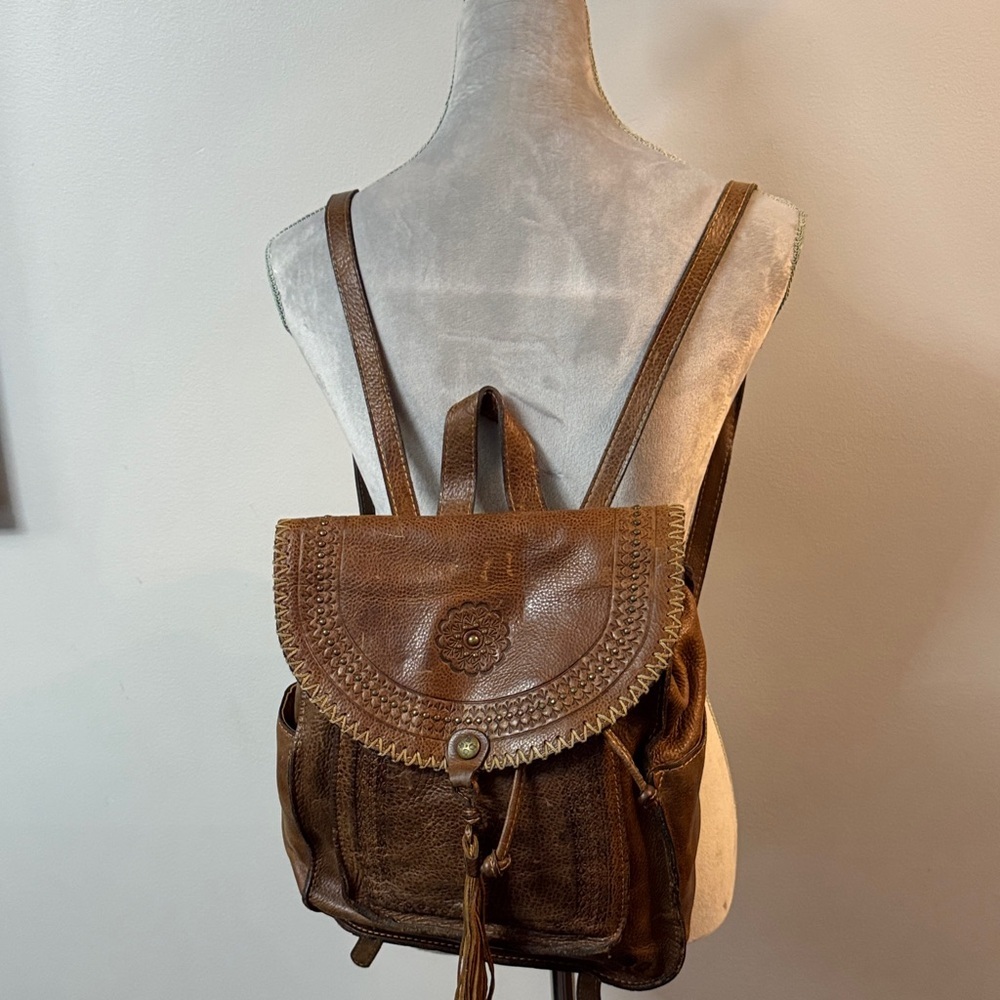 Patricia Nash Jovanna Tan Leather Rustic western Backpack with Tassel - Picture 5 of 16